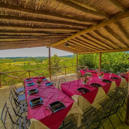 With Jacuzzi In The Hills * Cetona