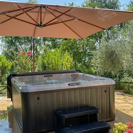Vakantiehuis With Jacuzzi In The Hills Cetona